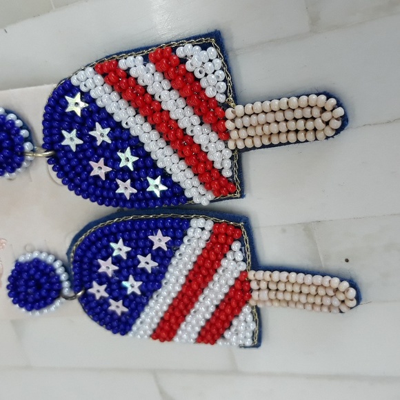 SEED BEAD STARS AND STRIPES EARRING #2 - Picture 3 of 6